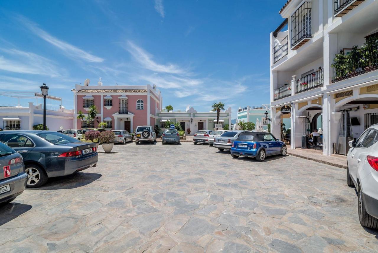 Сasa de vacaciones Ap103- Aloha Pueblo By Roomservices Marbella
